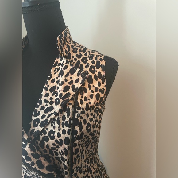 Medium Twenty One Leopard Print Zipper Dress - Picture 7 of 13